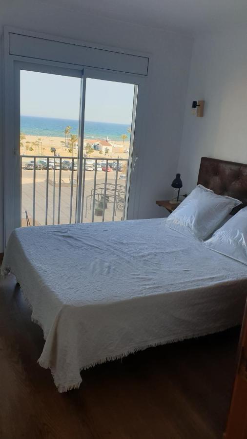 Les Vagues Au Balcon Apartment Empuriabrava Exterior foto