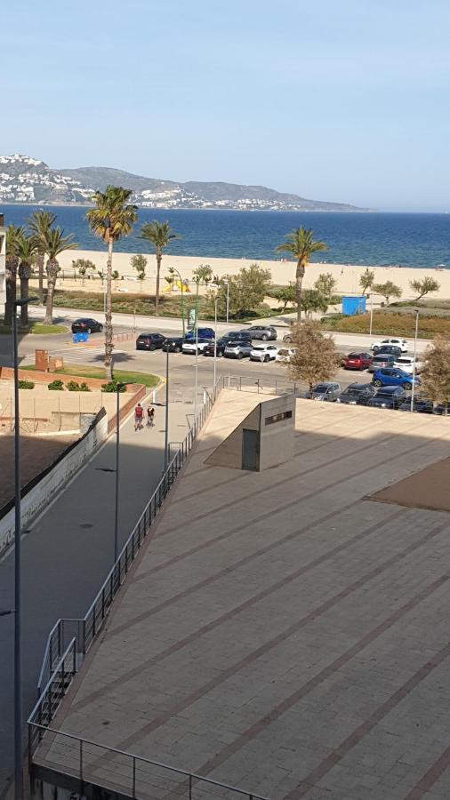 Les Vagues Au Balcon Apartment Empuriabrava Exterior foto